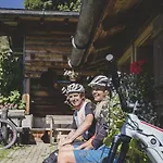 Leni's Mountain Bed & Breakfast