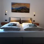 Leni's Mountain 3*