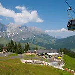 Leni's Mountain Отель типа 