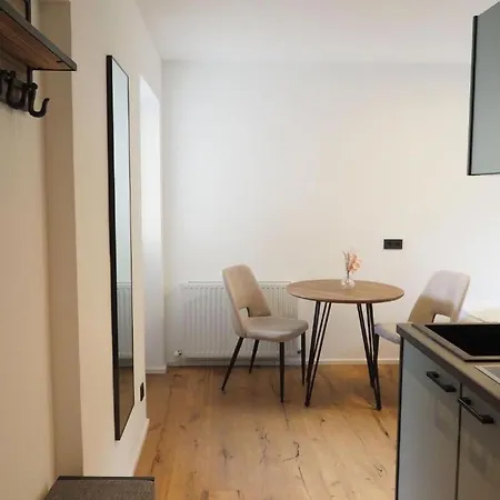 Leni's Mountain Bed & Breakfast 3*