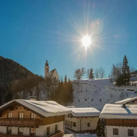 Leni's Mountain 3* Dienten am Hochkönig