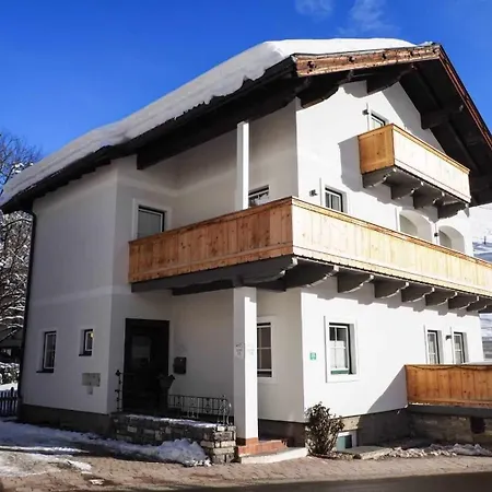 Leni's Mountain Oda ve Kahvaltı Dienten am Hochkönig