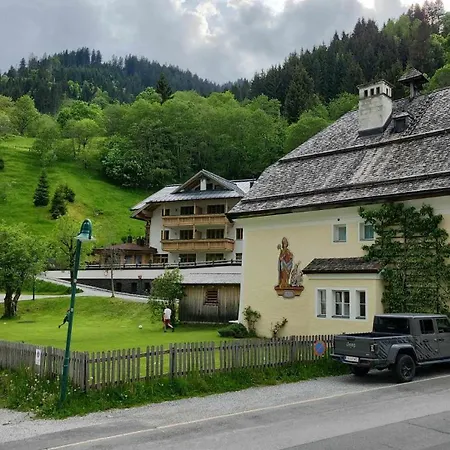 Leni's Mountain Frühstückspension