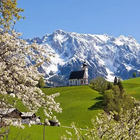 Leni's Mountain 3*