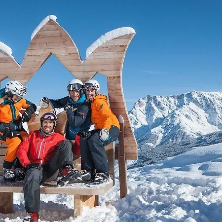 Leni's Mountain 3* Dienten am Hochkönig